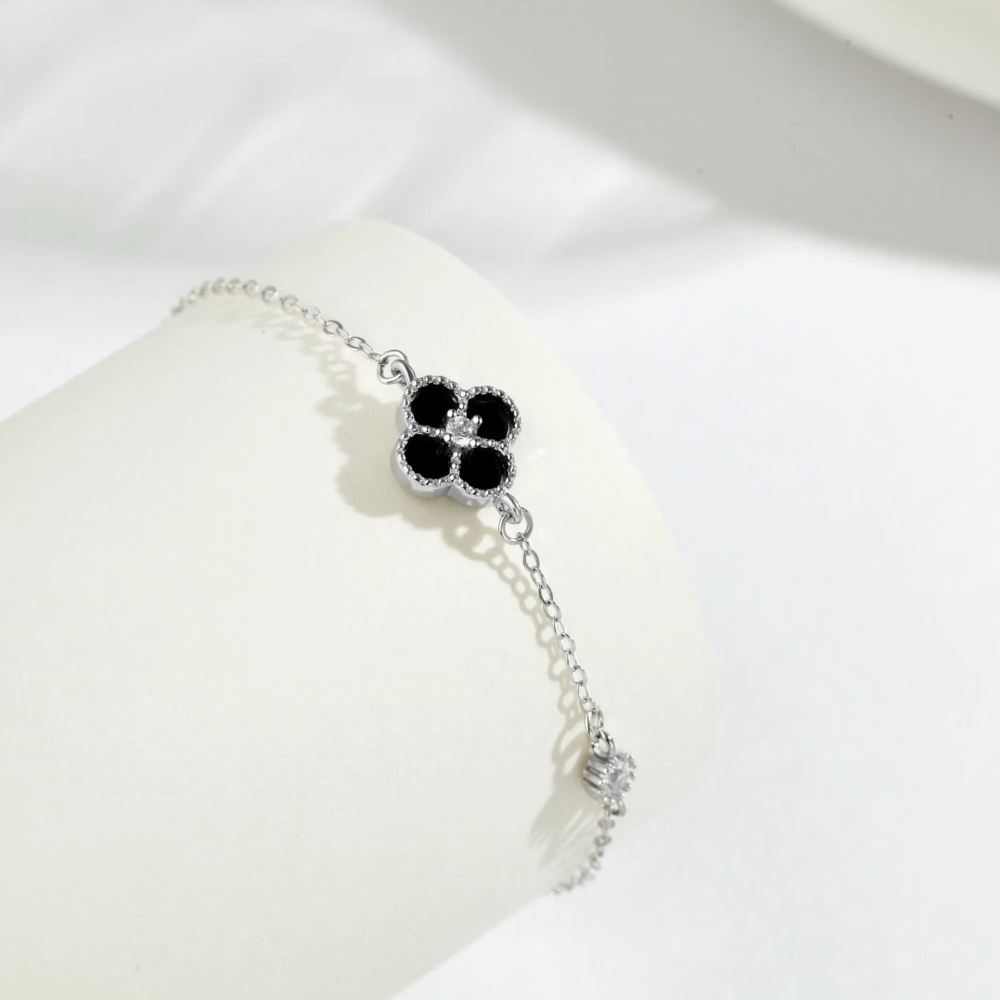 Black Onyx Clover Bracelet