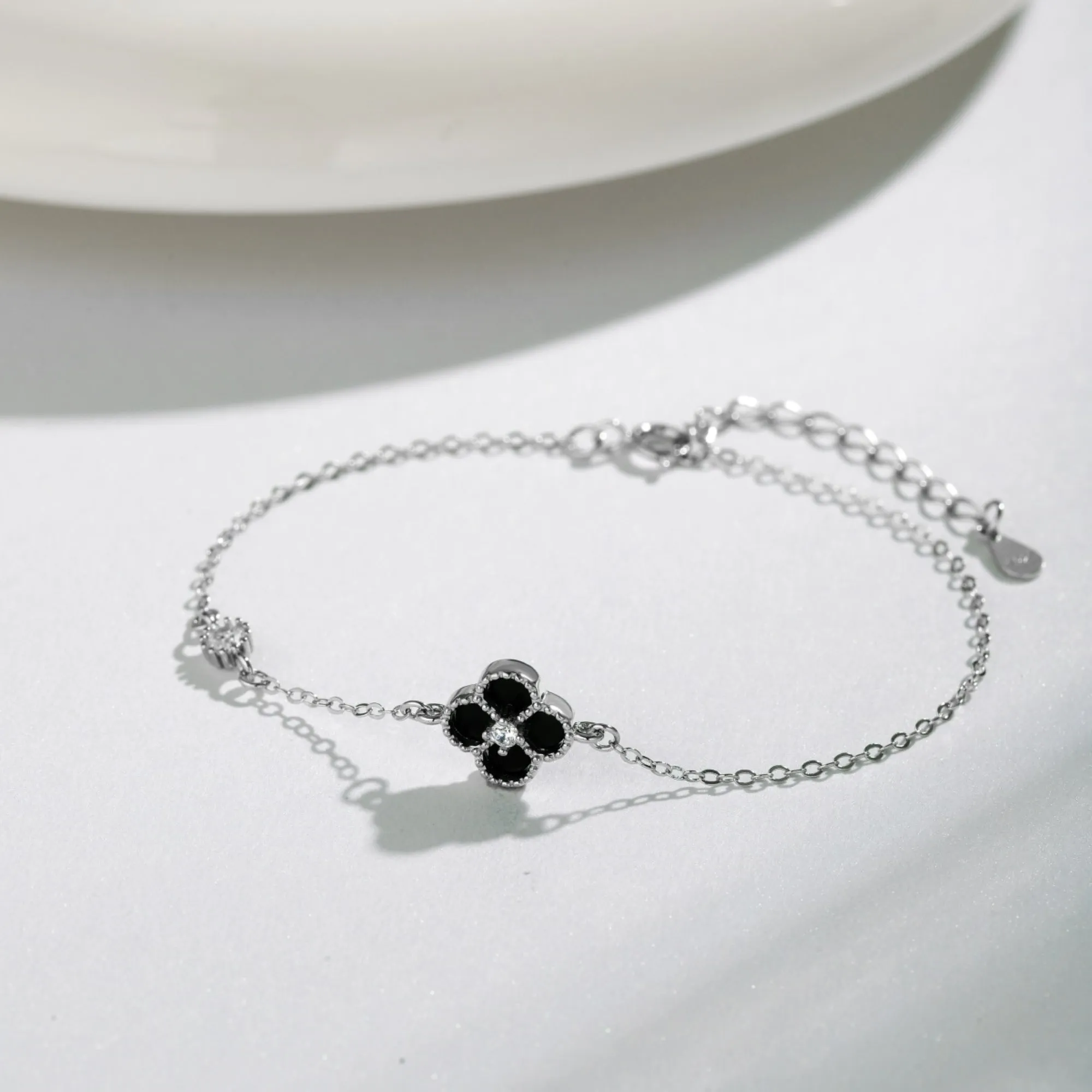 Black Onyx Clover Bracelet