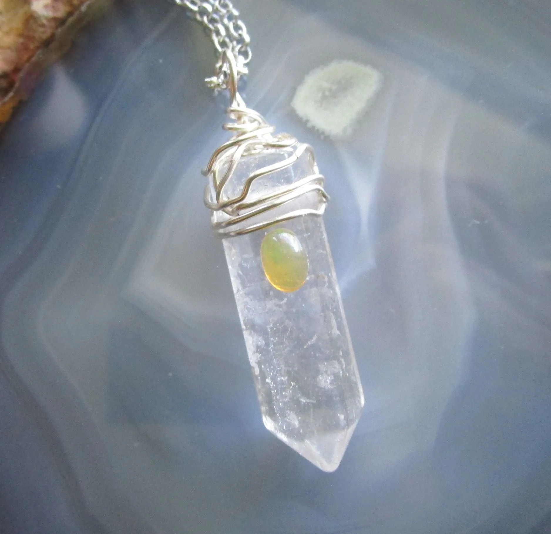 Quartz Crystal Natural Welo Opal Gemstone Pendant Necklace