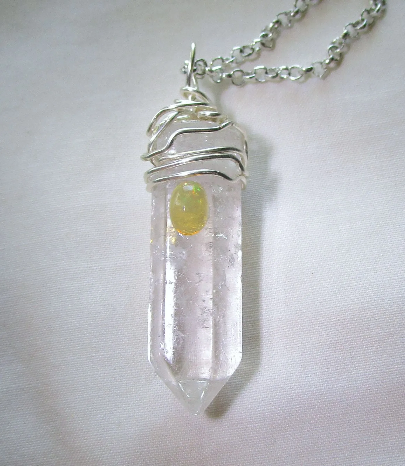 Quartz Crystal Natural Welo Opal Gemstone Pendant Necklace