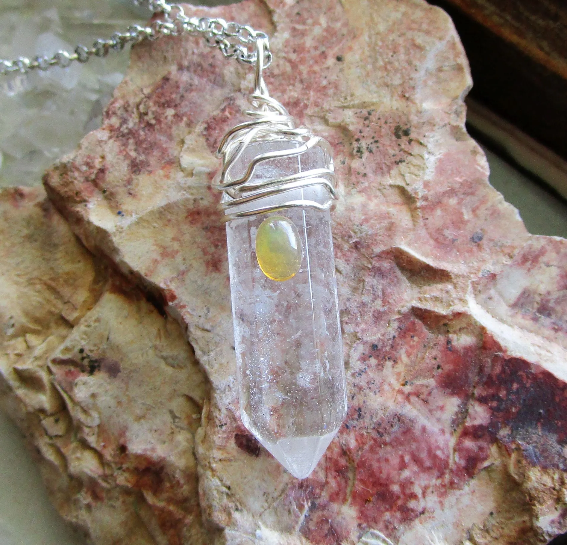 Quartz Crystal Natural Welo Opal Gemstone Pendant Necklace