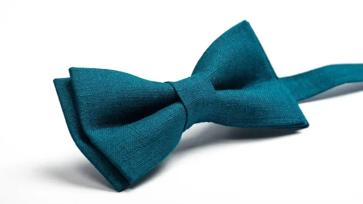 Versatile Teal Linen Bow Tie - Ideal Choice for Weddings and Formal Events